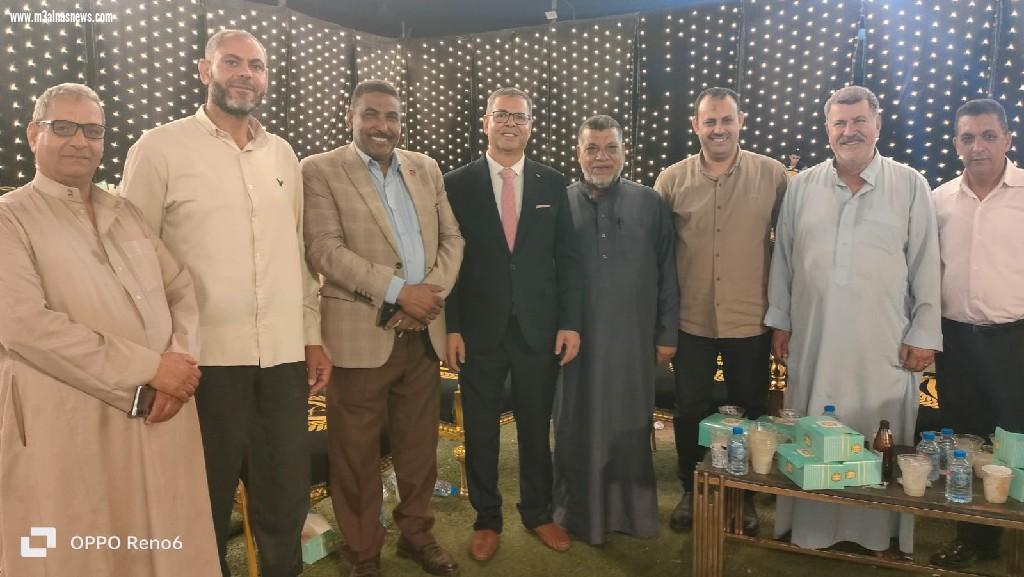 شحاتة يهنئ الشافعى بمناسبة زفاف ابنته